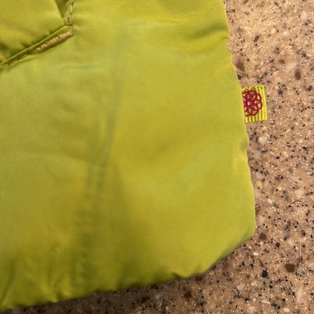 MADE FOR LIFE Puffer Vest - Picture 7 of 9